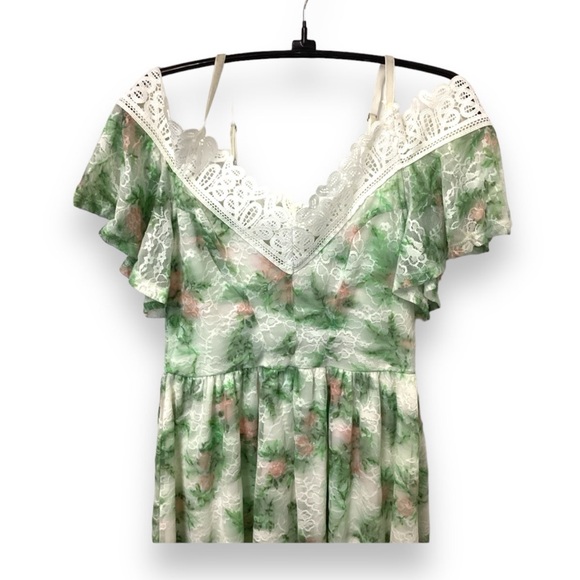 Disney Juniors Charming Dapper Days Floral Cold Shoulder Lace Dress, sz S - Picture 5 of 12